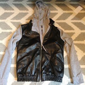 Faux leather sweatshirt / jacket